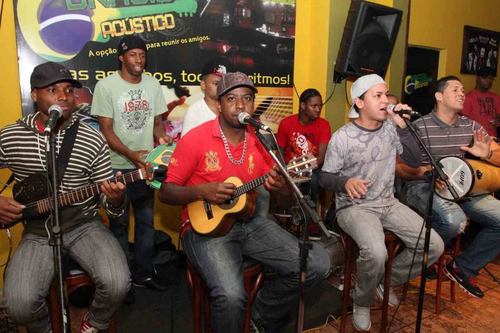 ''SEJAM BEM-VINDOS AO PAGODE DA DISNEY''