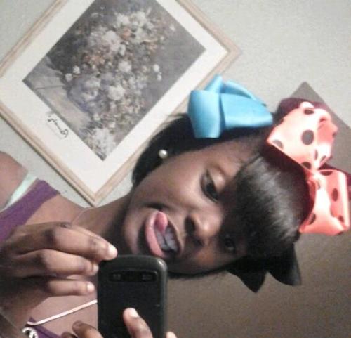 Follow My Twin@_LilTonuary!Follow My Sister@nae_pinkKitty And My Wife@im_singlee♡ lolss. FOLLOW US THOEE