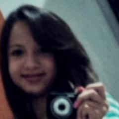 Capricorniana ...Eu sou a gatinha de olhos escuros é que trás junto de si muito amor e carinho , eu sou a garota com gestos e pessamentos deferentees dos seus!