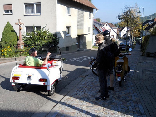 Ich werde am 15.04.2013 mit einem wirklich außergewöhnlichen Fahrzeug , einer Krause Duo zu einer großen Tour aufbrechen. Es geht nach Vladiwostok.