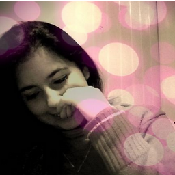16 anos, Ariana, Tímida, Ciumenta, Brincalhona, Chata... e só do meu amor @Senhor_bonito s2