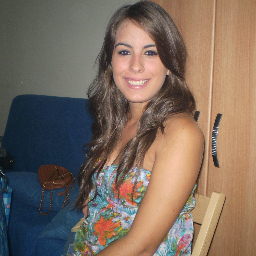 PaulaTabu's profile picture. 