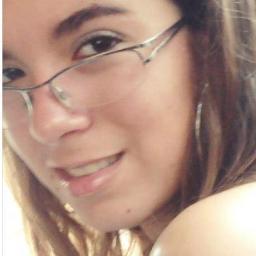 - Eu rezo e peço pra Deus cuidar, cuidar
A sua vida abençoar. Vou correr Por você até o fim ♪ -   Love You bebést , conta sempre amr  | @thaatioliveira_ aq. ;*
