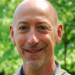 Coen van der Kroon studied Classics, hippocratic medicine, Ayurveda and yoga. He is a best selling author, and has published more than 100 articles on Ayurveda.