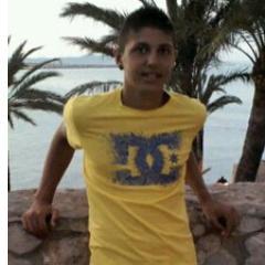 FelipinN4's profile picture. Jugador de juvenil regional esperemos que al año que viene nacional en el Quintanar y estudiante de 4º de E.S.O. lucha por lo que quieres muere por lo que amas!