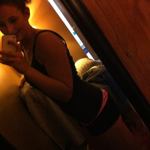 54KLee's profile picture. Names K'Lee :) I go to Northwest :) Im 16 ! & I Love basketball , & love to have fun :D & Im very down to earth ❤ Txt me : 740-250-4166 .!