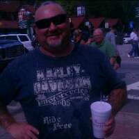 Single & Trying to meet people, SHARE pics and have FUN ;o) talk crap, love SEXY women and TATTOOS