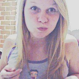 crieiemefudi's profile picture. Sem criatividade = sem bio.