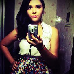 Oi (:
Sim, eu sou doida :p