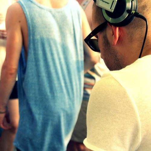 DJ | Producer | Label owner | Vinyl lover | ROUGH RECORDINGS
