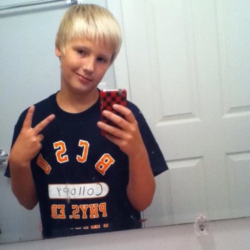 bennyboyy23's profile picture. 