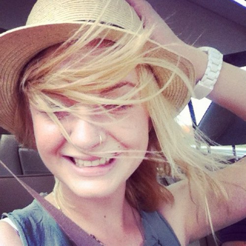 RAEKEinLeaves's profile picture. It's a sad, overdramatic story. What? My life?   ig: @shannonraeke