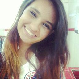 Eu pedi uma amiga,mais Deus me deu uma irmã .. te amo isinha  s2 / @cleisllasouza