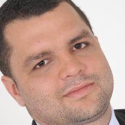 Um Cara Amigo de Verdade, Trabalhador e Muito bem Casado com a Elisangela Aragão.