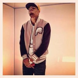 divido o @chrisbrown com a karrueche mais não muito