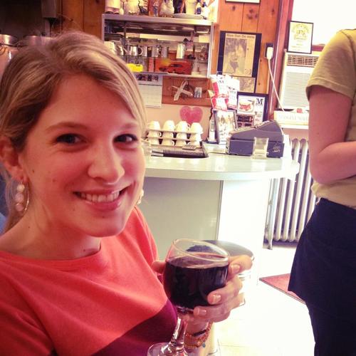 allyGlove's profile picture. I like good food.