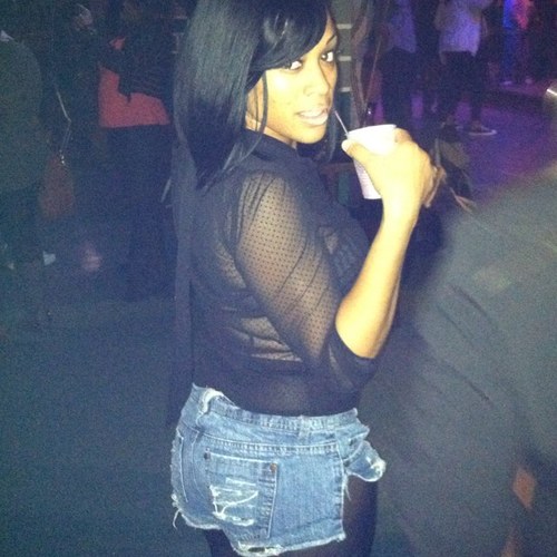 youngluv888's profile picture. 