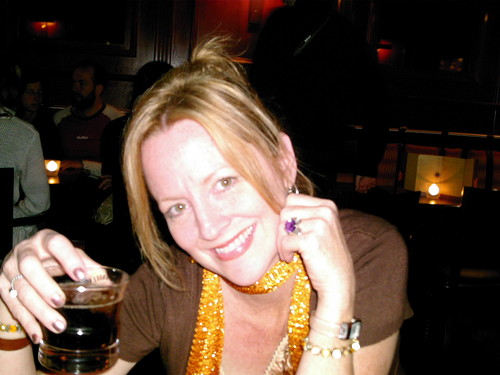 BabylouRingvold's profile picture. singer-songwriter/sister/daughter/wife/mommy/pisces/redhead/freckles/catowner