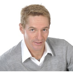 Wireless technology business owner, enthusiastic triathlete & proud father!