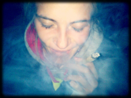 I like smooka weeda, indica o sativa de calidad SUICIDA!!!!