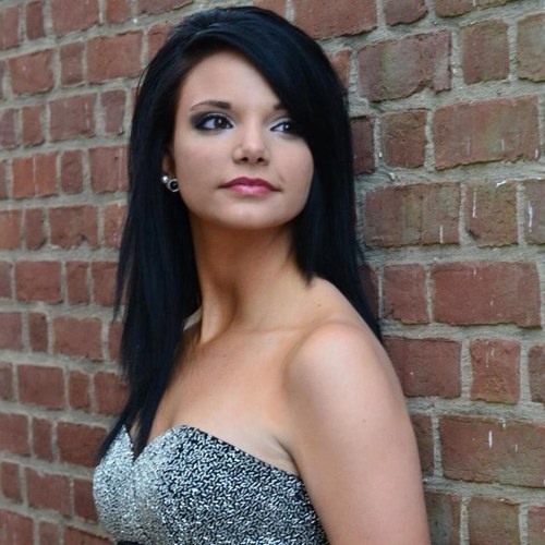 RachFranz_17's profile picture. 