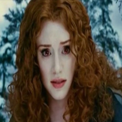 Don't run away.{smirks} Oh so you want to play a game of chase? Hmmm? Well I think I have the upper hand. I do enjoy a playful meal. {Part of #TwilightAngels}