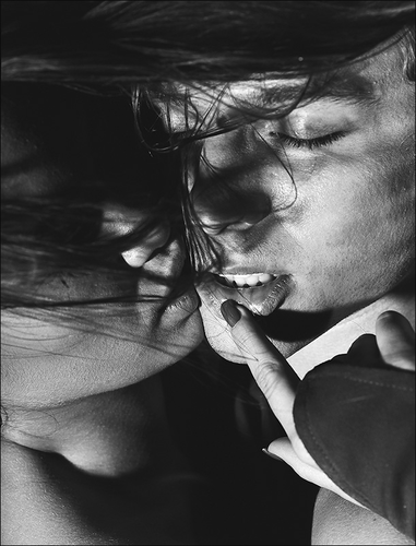 Seduction is an art, be an artist! http://t.co/N5KH767GkW