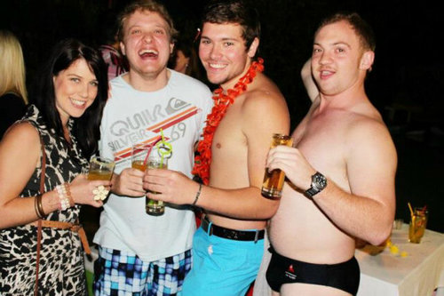 ZanderCapes's profile picture. Studying law and politics at Stellenbosch University, Lover of good food, good wine, and good friends, Trots Suid-Afrikaans