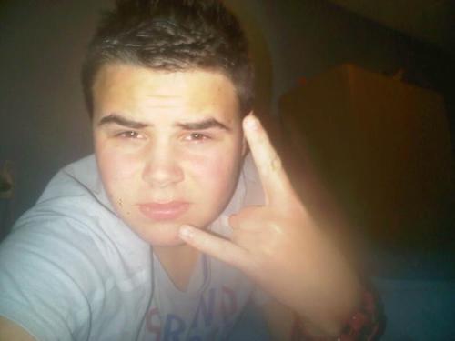 follow deze acc weer heb me ww terug  unf @tomdhs_ !
