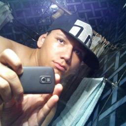 eu sou eu =) WILLIANS RAMALHO moro em MOGI GUAÇU—SP