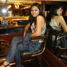 Extroverted soul but love my own company; Big-mouthed but your secrets ain't goin nowhere; Indori at heart but Mumbai is second home; They knw me yet they dont.
