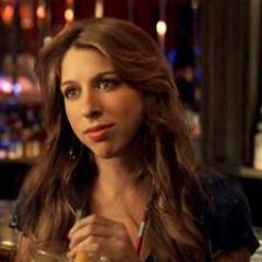Hola,mis amores bueno me presento un poquito estube en floricienta,la dueña etc. Mi nombre es Florencia Bertotti y ustedes son todo son  lo más LOS AMO!