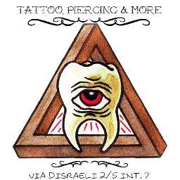 STAY GOLD is fucking dead. 
To book with @alanferioli and get your tattoo in Milan contact the e-mail staygoldtattoo@live.it 📩