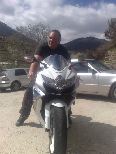 ivanad84's profile picture. Si te vienes conmigo partiremos sin destino hacia algun lugar perdido