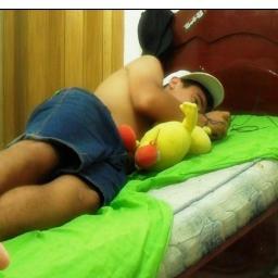 Saudade e uma Cooisa que quando nao Cabe no Coraçao se escorre pelos olhos :/