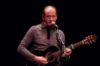 The award winning and founder Band member of the Fureys & Davey Arthur, is one of Irelands Folk Giants, with over 40 years experience in the Music Industry.