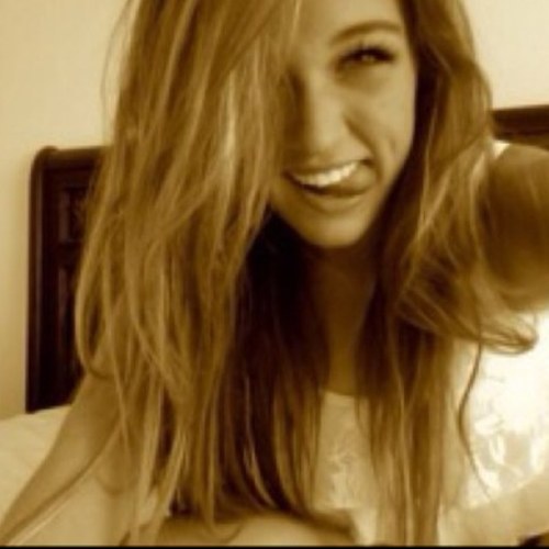 Problemen met het acc dus nieuw acc opgericht: @xJustTeenStuff♥NF+Mention=NFB!♥