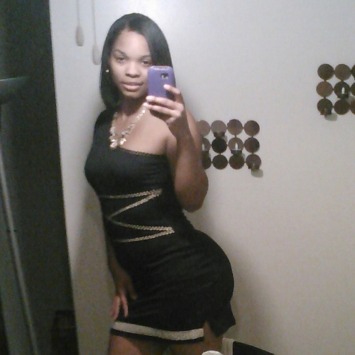 Ms.independent chick doing her thing!!! missing my home k3 to the fullest!!!! but hey life goes on!!!!!