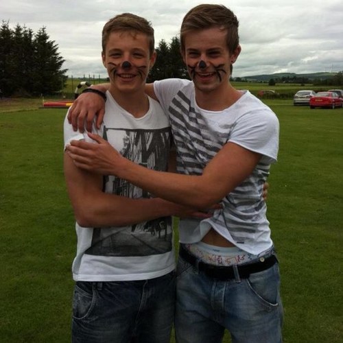 AndrewS77701976's profile picture. 