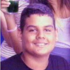 um loko de 14 anos que curte o esporte welling e adora a arte da vaquejada .