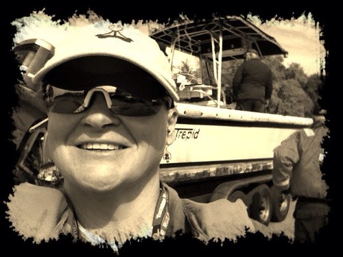 kimandhercamera's profile picture. Freelance photojournalist in the greater Sacramento Valley. I've gotta a camera and I am not afraid to shoot it!