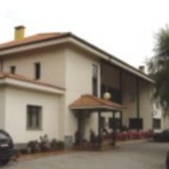 La_Chopera's profile picture. Hotel** - Restaurante La Chopera, situado a tan solo 2 Km de Ribadesella. Especialidad en cocina  tradicional y Parrilladas de carne.