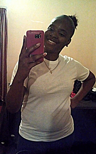 F0ll0W & ill F0ll0W BACk :) tjp MAiN lAddY!