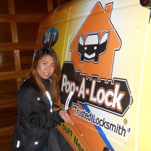 This is no longer an active account. Please follow us at @PopalockCanada