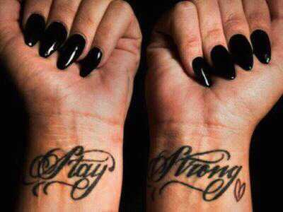 Ugly and Fat. I dont deserve food... Demi and Justin are my idols...