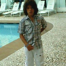 lu2001ca's profile picture. 