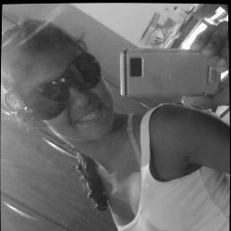 Kaaarliinhaa's profile picture. -  aaa priinceesiinhaa qeee foogeee doo Contoo dee Faadaaas   !     
     siimpleesmeentee euu ;*
--'      beeeijooos     :s