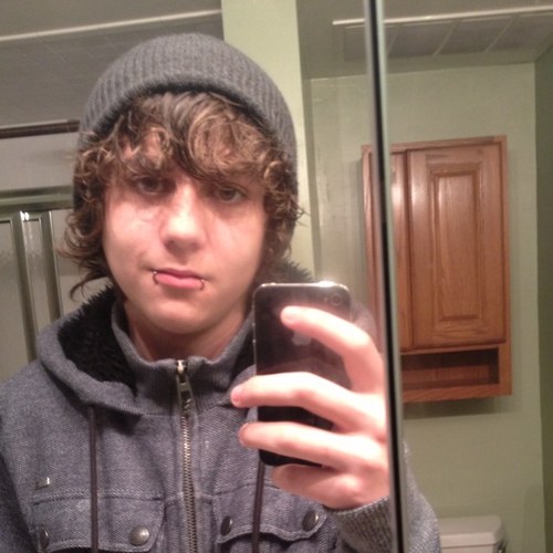 aceSYKOJake17's profile picture. Im a guitar player and have the best girl ever !!! I love you tabi! Follow her @rawwkbenderlove