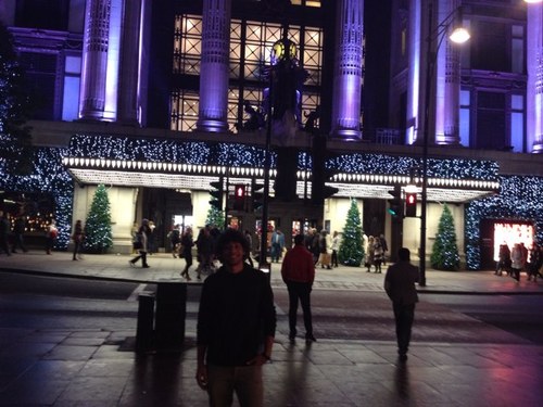 kk999kk999's profile picture. 