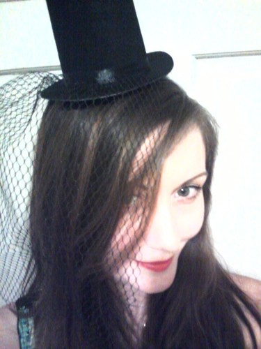 jdsjdsjess's profile picture. It should be obvious but it's not